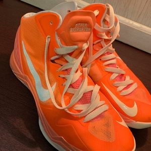 Nike Hyper Disruptor basketball shoes